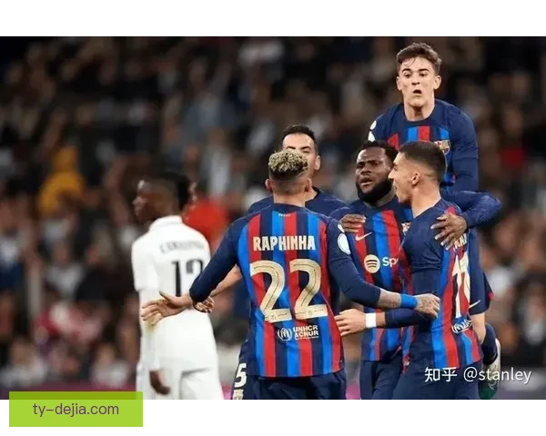 卡帕别巴拉多利德锐步重返西甲 卡帕别巴拉多利德锐步重返西甲